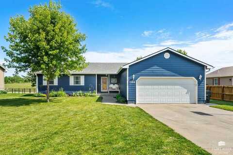 1304 18th Street, Wamego, KS 66547