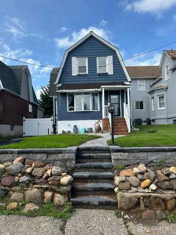 38 Evergreen Avenue, Fords, NJ 08863