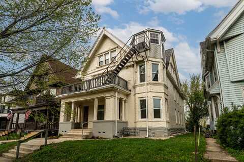 525 N 34th St, Milwaukee, WI 53208