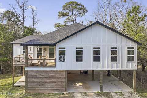 15924 Cottonwood Drive, Biloxi, MS 39532