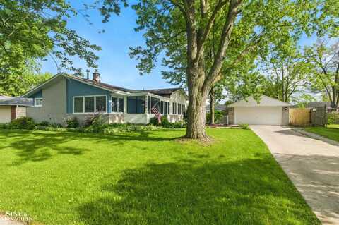 22574 Katzman, Clinton Township, MI 48035