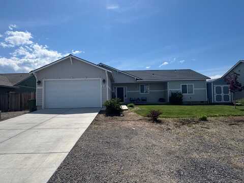 239 Alfalfa Drive, Culver, OR 97734