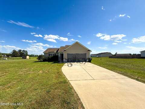 119 Dobbs County Courthouse Road, La Grange, NC 28551