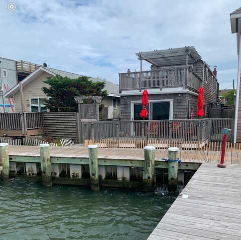 317 Bay Walk, Ocean Beach, NY 11770