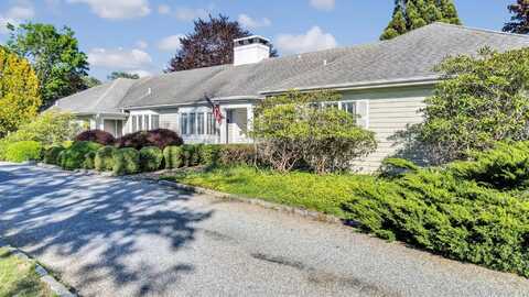 17 Oneck Road, Westhampton Beach, NY 11978