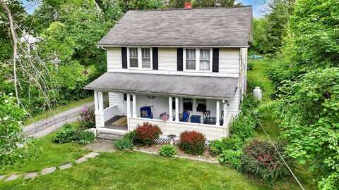 8 Townsend Boulevard, Poughkeepsie, NY 12603