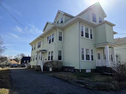 63 Stewart St, Quincy, MA 02169