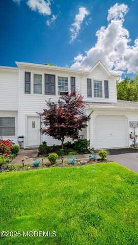 25 Atlantis Terrace, Freehold, NJ 07728