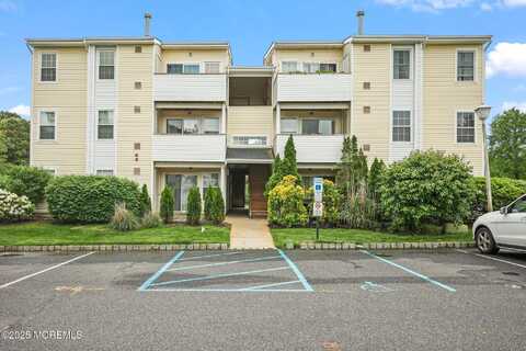 22 Basset Court, Tinton Falls, NJ 07753
