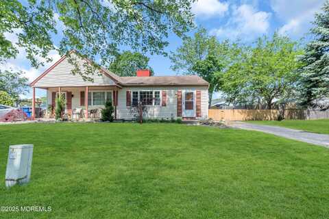 562 Innkeeper Lane, Toms River, NJ 08753