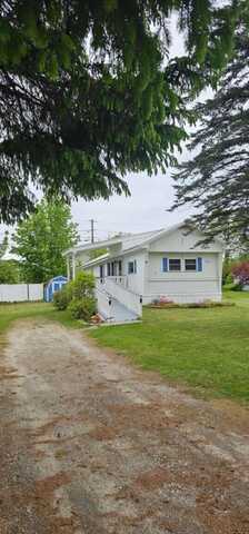 32 Robin Lane, Windham, ME 04062