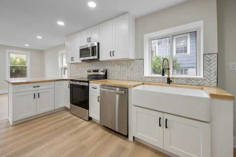 50 14th Street, Bangor, ME 04401
