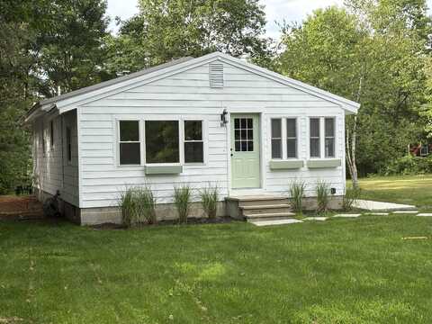 567 Ossipee Trail Trail W, Standish, ME 04084