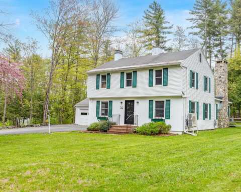 30 Westwood Drive, Orono, ME 04473
