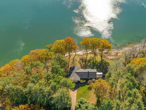 21 Ledge Road, Cumberland, ME 04110