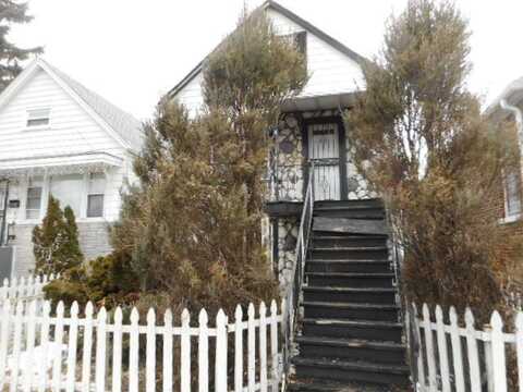 8548 S Marquette Avenue, Chicago, IL 60617