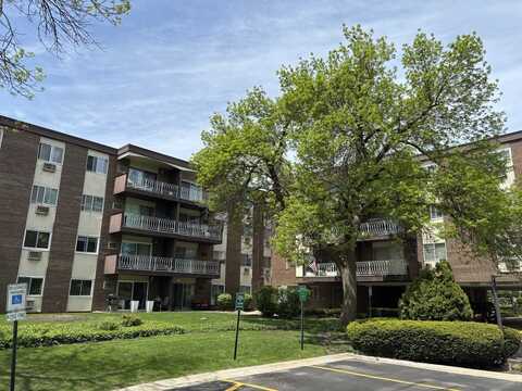 1331 S Finley Road, Lombard, IL 60148