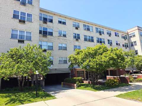 6040 N Troy Street, Chicago, IL 60659