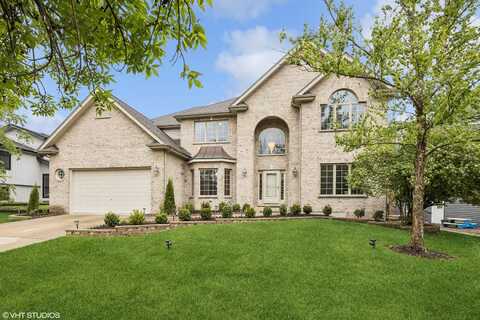 1040 E Buckingham Drive, Naperville, IL 60563
