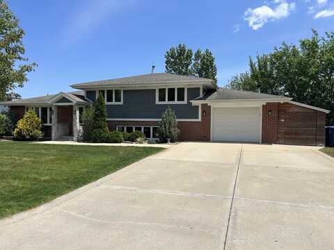 8519 S 82nd Court, Hickory Hills, IL 60457