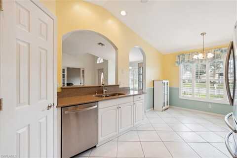 877 Charlemagne, NAPLES, FL 34112