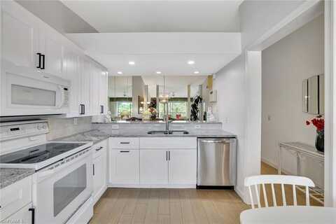 2420 Hidden Lake, NAPLES, FL 34112
