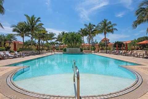 6597 NICHOLAS BLVD, NAPLES, FL 34108