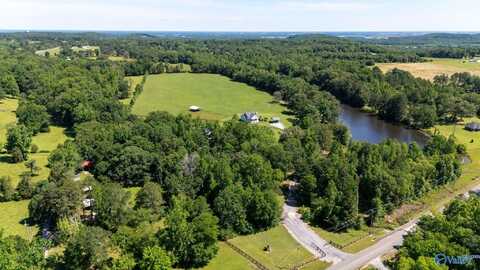 7301 County Road 214, Trinity, AL 35673
