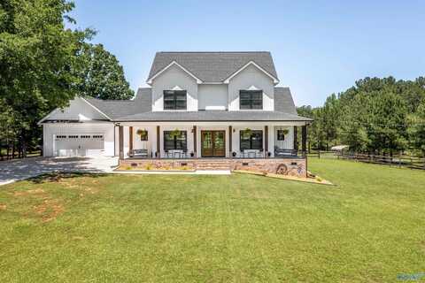 185 Meadowbrook Drive, Piedmont, AL 36272