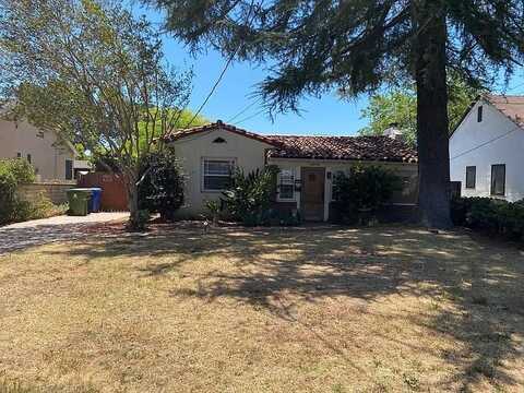12208 Califa Street, Valley Village, CA 91607