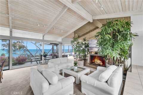 537 Dunnegan Place, Laguna Beach, CA 92651