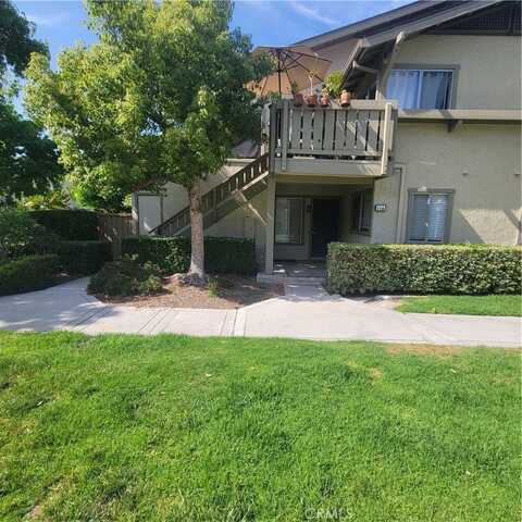 116 Clearbrook, Irvine, CA 92614