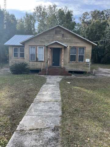 907 HUNTINGTON Road, Crescent City, FL 32112