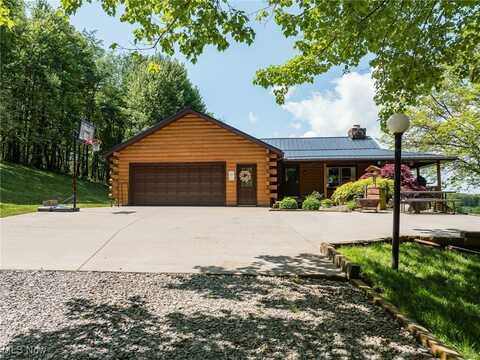 5763 Race Road NW, Strasburg, OH 44680