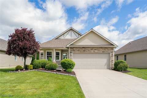 1147 Hunting Hollow, Grafton, OH 44044
