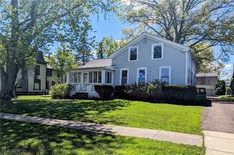 206 S Hambden Street, Chardon, OH 44024