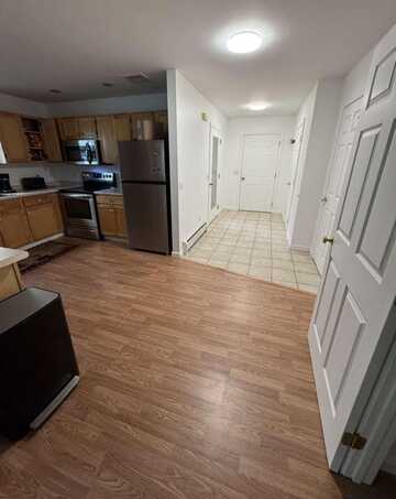 87 Juniper Drive, South Burlington, VT 05403