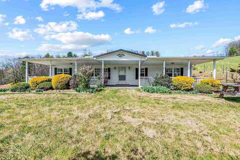 615 DEERFIELD Lane NE, Floyd, VA 24091