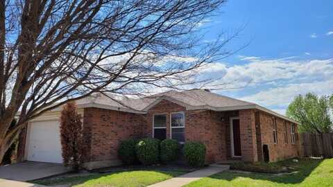 721 Tuscany Trail, Fort Worth, TX 76179