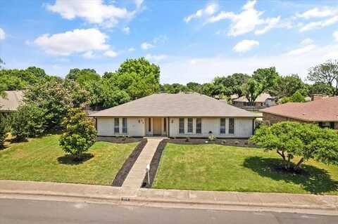310 Naples Drive, Duncanville, TX 75116