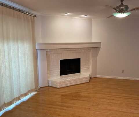 7640 W Greenway Boulevard, Dallas, TX 75209