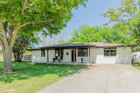 405 Valcik, Decatur, TX 76234