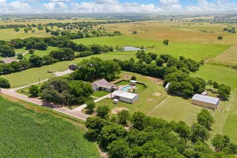 11240 County Road 102, Grandview, TX 76050