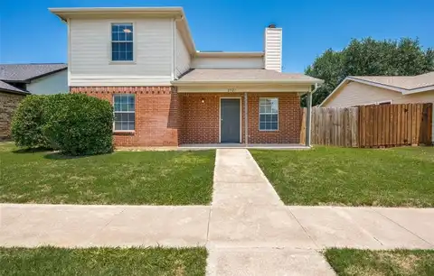 2521 Markland Street, Irving, TX 75060