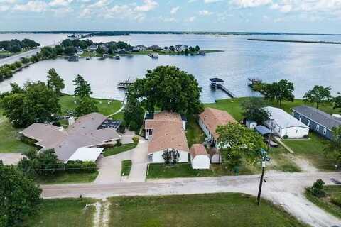 112 Causeway Cove, Seven Points, TX 75143