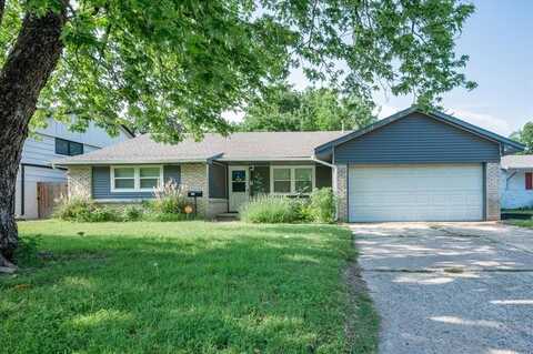 5620 NW 37th Street, Warr Acres, OK 73122
