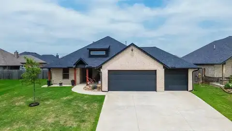 10608 Wild Horse Creek Drive, Yukon, OK 73099