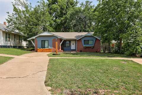 1316 W Logan Avenue, Guthrie, OK 73044