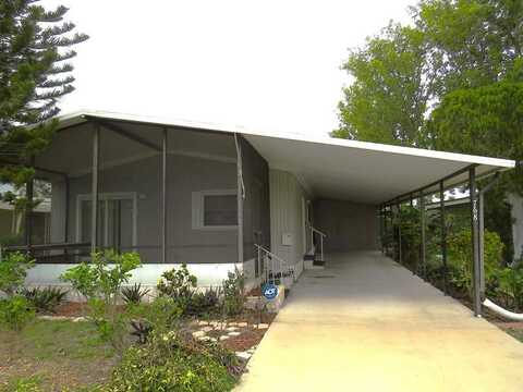 768 Royal Palm Dr., Casselberry, FL 32707