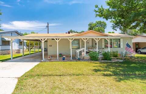 27 Riverfront Dr. S., Kerrville, TX 78028